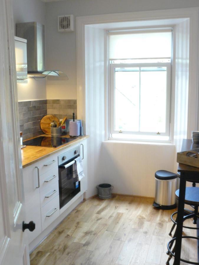 Woodburn Ground-Floor Apartment In Quiet Setting In פיטלוצ'רי מראה חיצוני תמונה