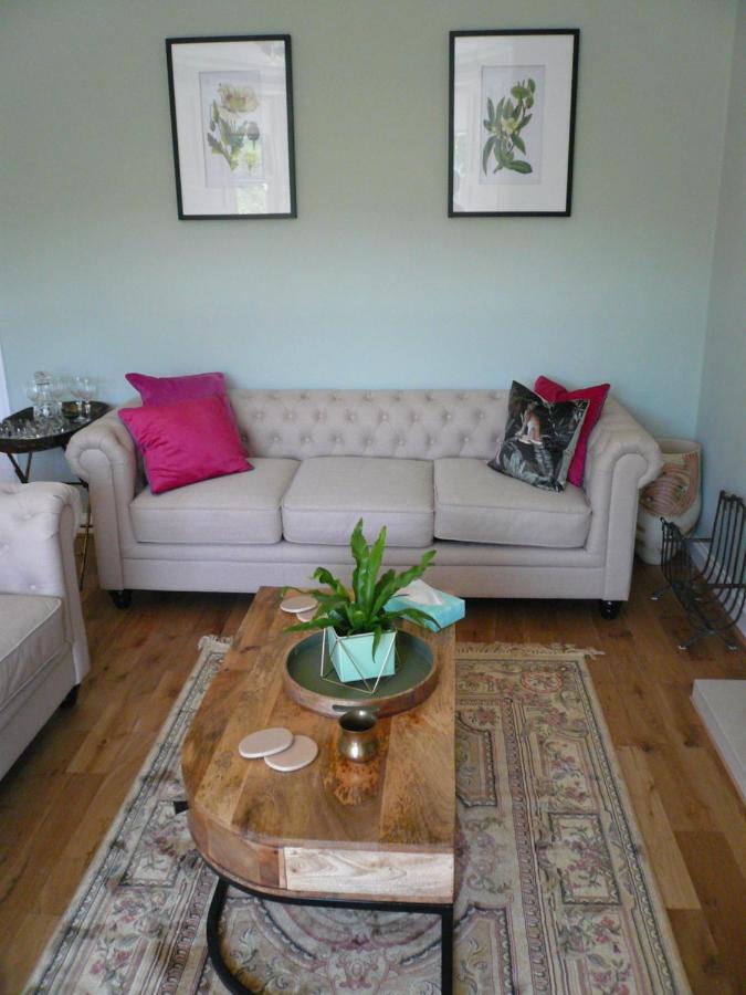 Woodburn Ground-Floor Apartment In Quiet Setting In פיטלוצ'רי מראה חיצוני תמונה