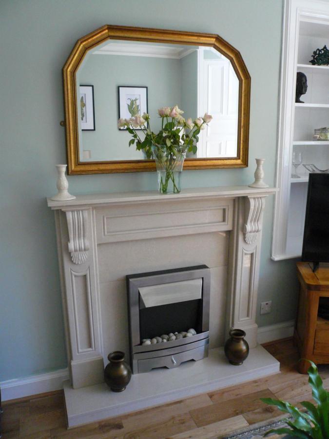 Woodburn Ground-Floor Apartment In Quiet Setting In פיטלוצ'רי מראה חיצוני תמונה