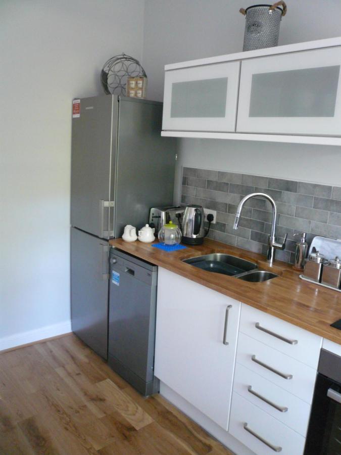 Woodburn Ground-Floor Apartment In Quiet Setting In פיטלוצ'רי מראה חיצוני תמונה